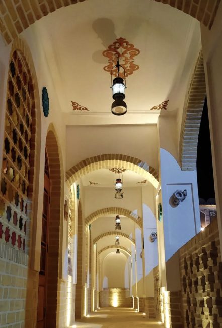 عمارت خلیلی میبد